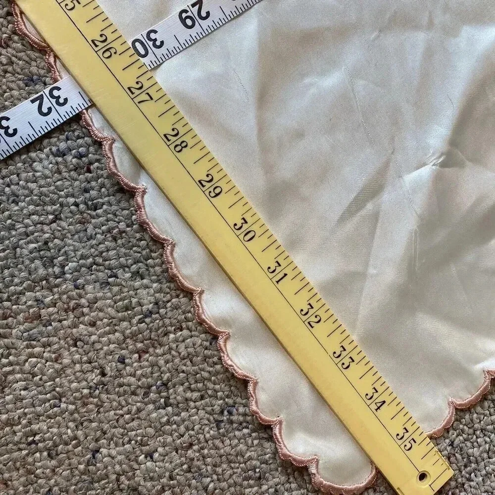 VTG Floral Embroidered Square Tablecloth Satin Beige 35”x32”
